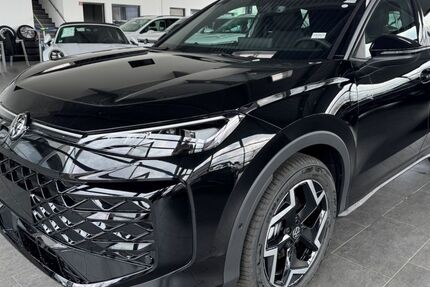 VW T-Roc 1.110 km 35.770 &euro; Lünen 44536