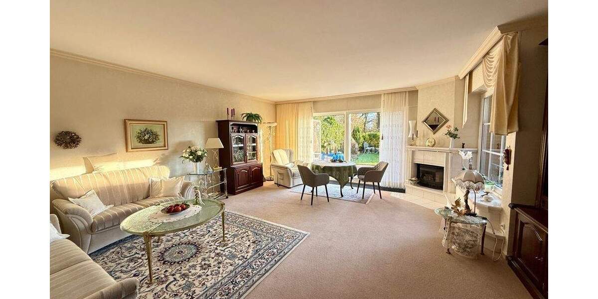 Grünes Paradies in exklusiver Siedlung - Top gepflegter Reihenbungalow in Feldrandlage! 5 zimmer