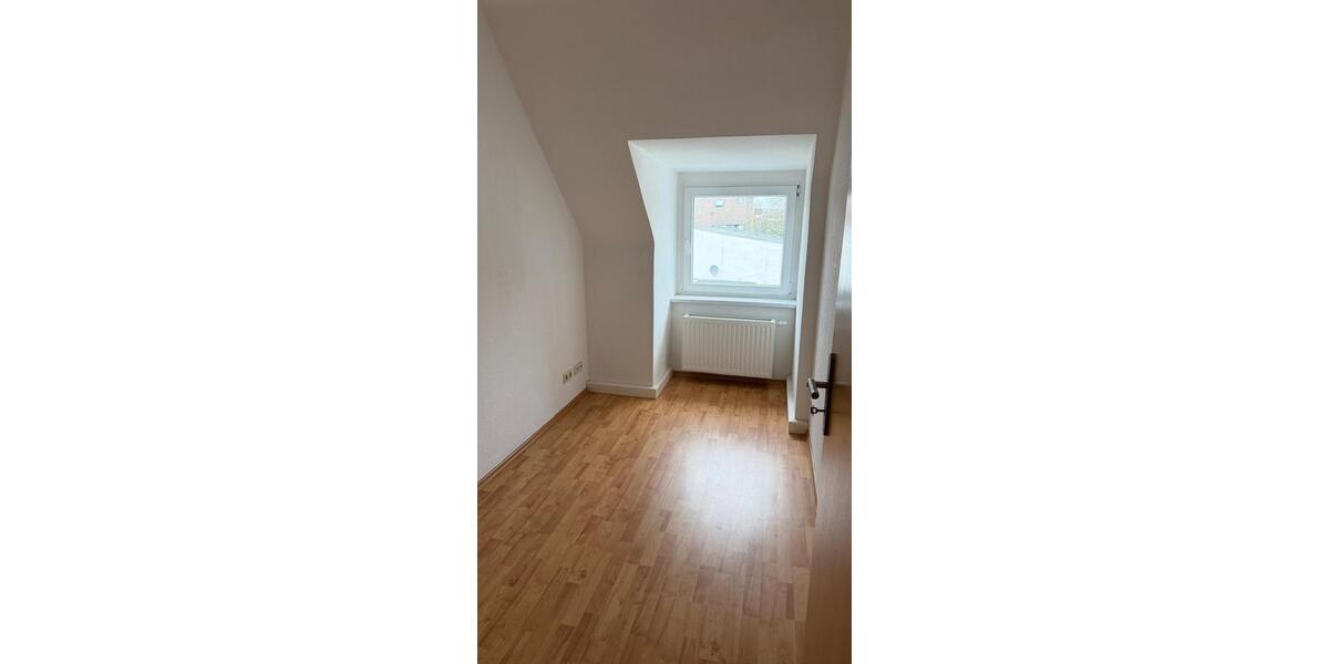 Dachgeschoßwohnung Dortmund Huckarde - 2 Zimmer, 50 m&sup2;, 425&euro; | Angebot:25478989