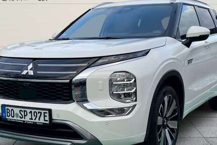 Mitsubishi Outlander 14.500 km 51.980 &euro; Bochum 44809