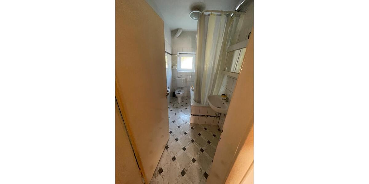 Erdgeschoßwohnung Gelsenkirchen Erle - 2.5 Zimmer, 50 m&sup2;, 80.000&euro; | Angebot:24962350