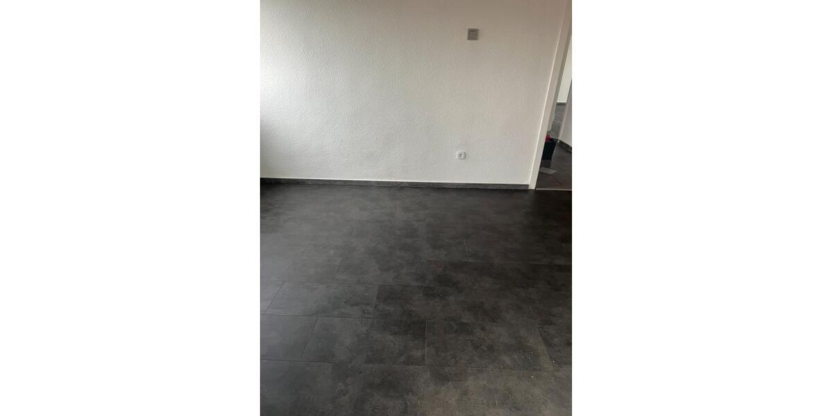 Dachgeschoßwohnung Oberhausen Biefang - 3.5 Zimmer, 78 m&sup2;, 750&euro; | Angebot:24429674