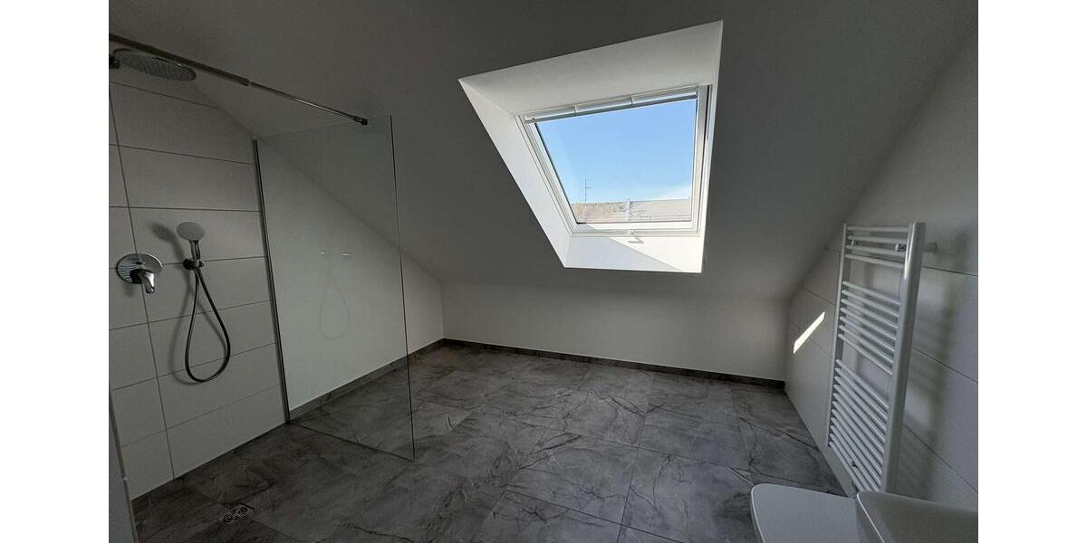 Erdgeschoßwohnung Dortmund Brackel - 3 Zimmer, 118 m&sup2;, 1.479&euro; | Angebot:26490892