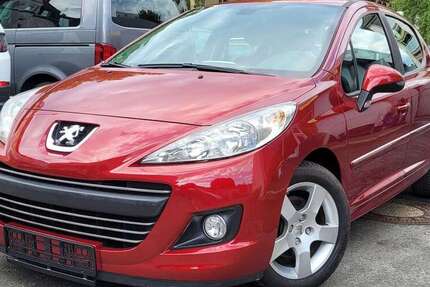 Peugeot 207 156.000 km 4.990 &euro; Essen 45144