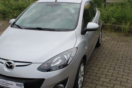 Mazda 2 99.000 km 4.500 &euro; Mülheim a.d.Ruhr 45472