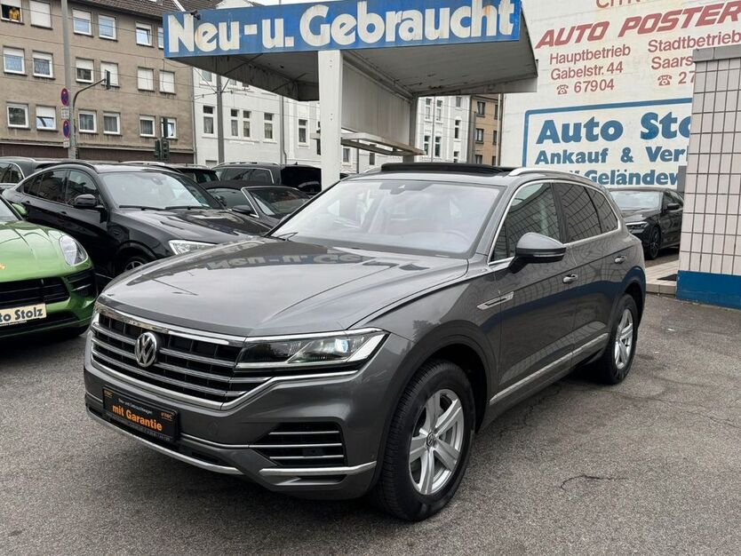 VW Touareg 225.417 km 26.850 € Oberhausen 46045