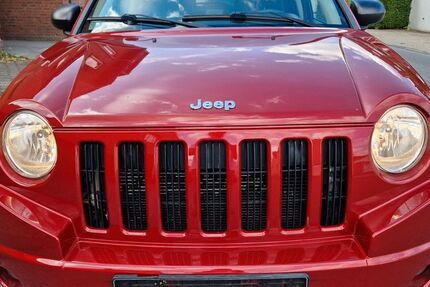 Jeep Compass 156.000 km 7.987 € Gelsenkirchen 45881