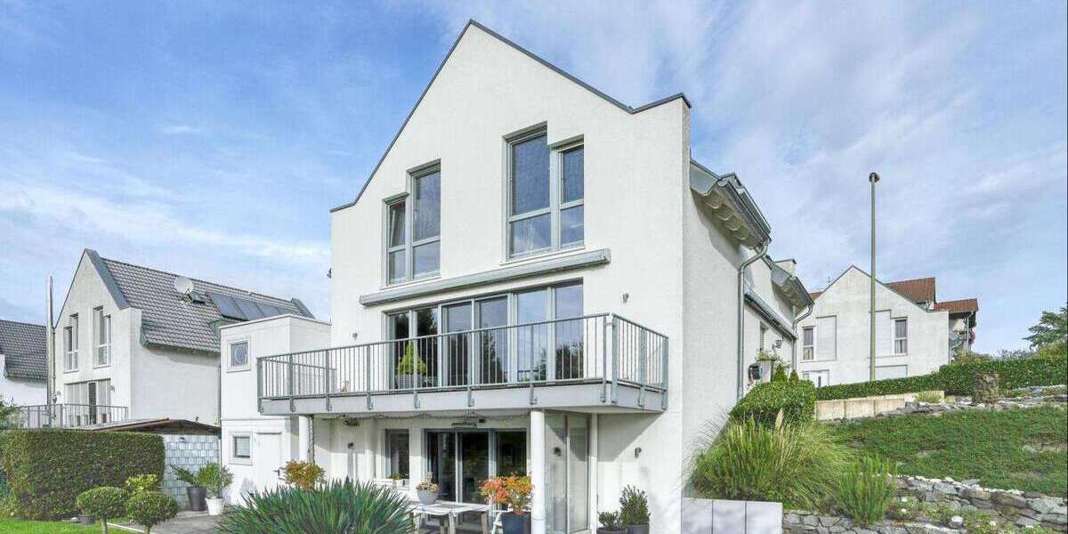 Haus zum Kaufen in Hattingen 899.000 € 216 m² 6.5 zimmer