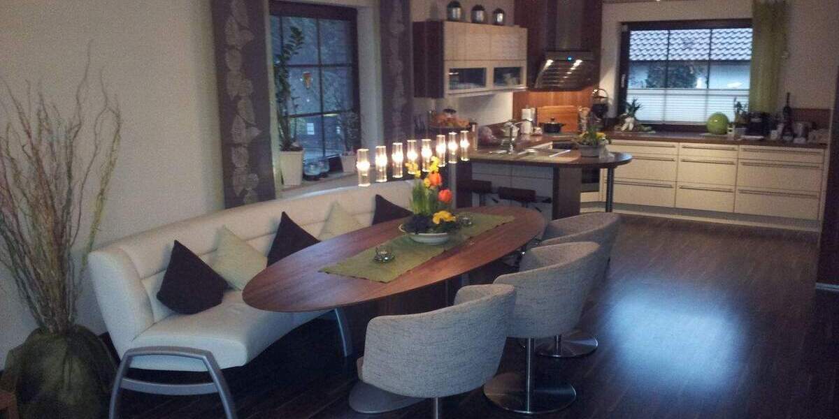 Mehrfamilienhaus, Wohnhaus Herten Westerholt - 7 Zimmer, 165 m&sup2;, 396.000&euro; | Angebot:23936567