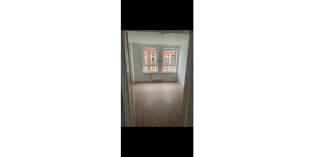 Etagenwohnung Gelsenkirchen Ückendorf - 2 Zimmer, 65 m&sup2;, 600&euro; | Angebot:26030043