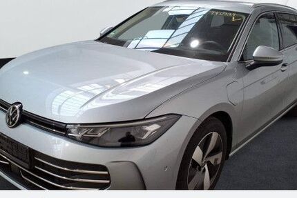 VW Passat Variant 25.136 km 36.790 € Marl 45770