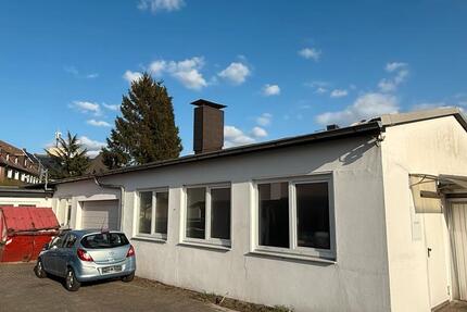 Lagerhalle mit Büro zu vermieten