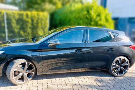 Cupra Leon 35.500 km 22.998 € Datteln 45711