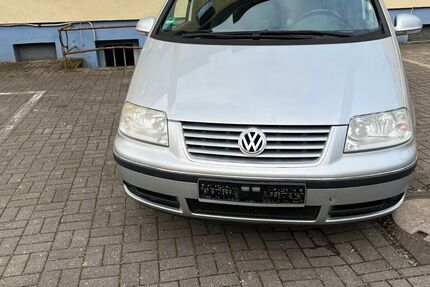 VW Sharan 277.000 km 1.650 € Gelsenkirchen 45883