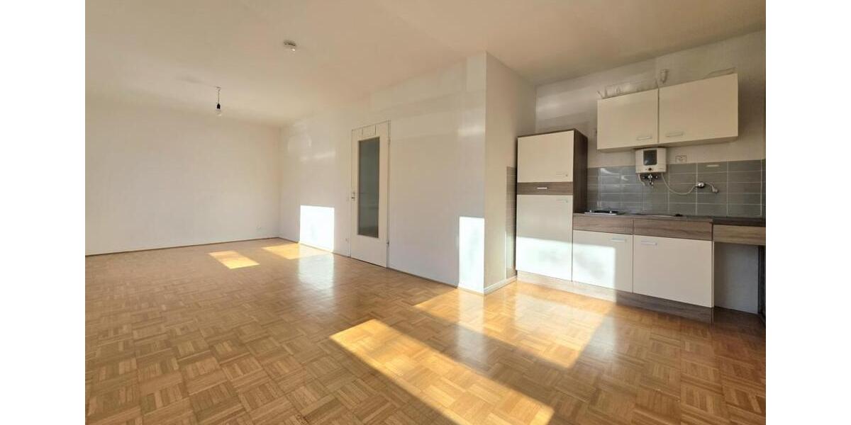 Etagenwohnung Essen Frillendorf - 1 Zimmer, 28 m&sup2;, 260&euro; | Angebot:24849681