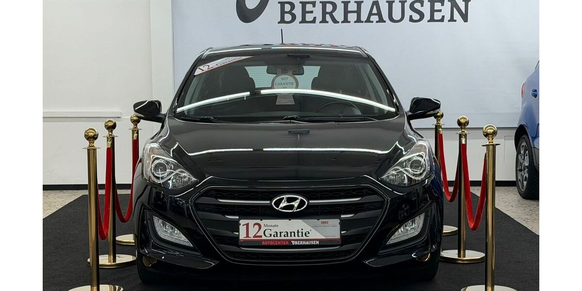 Hyundai i30 98.727 km 9.999 &euro; Oberhausen 46049