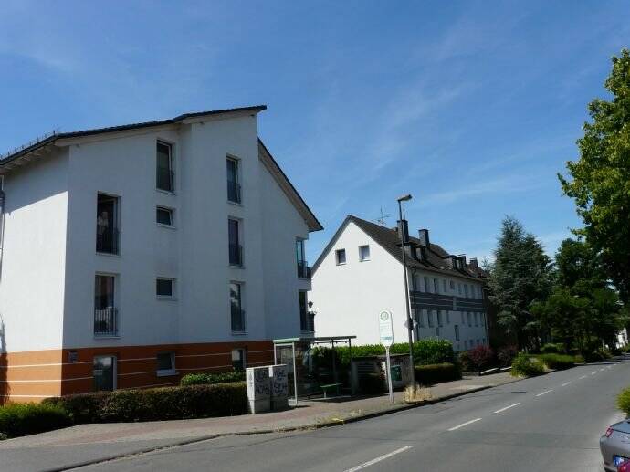 2.5 Raum Wohnung mit Garage