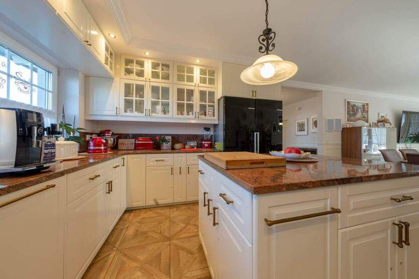 Ein lichtdurchfluteter Bungalow mit Gewerbehalle für die ganze Familie in Top-Wohnlage von Bork zimmer