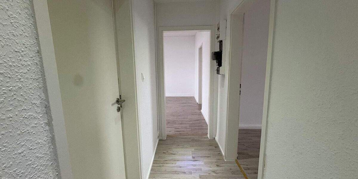 Renoviert Wohnung in zentraler Lage von Berghofen 3 zimmer