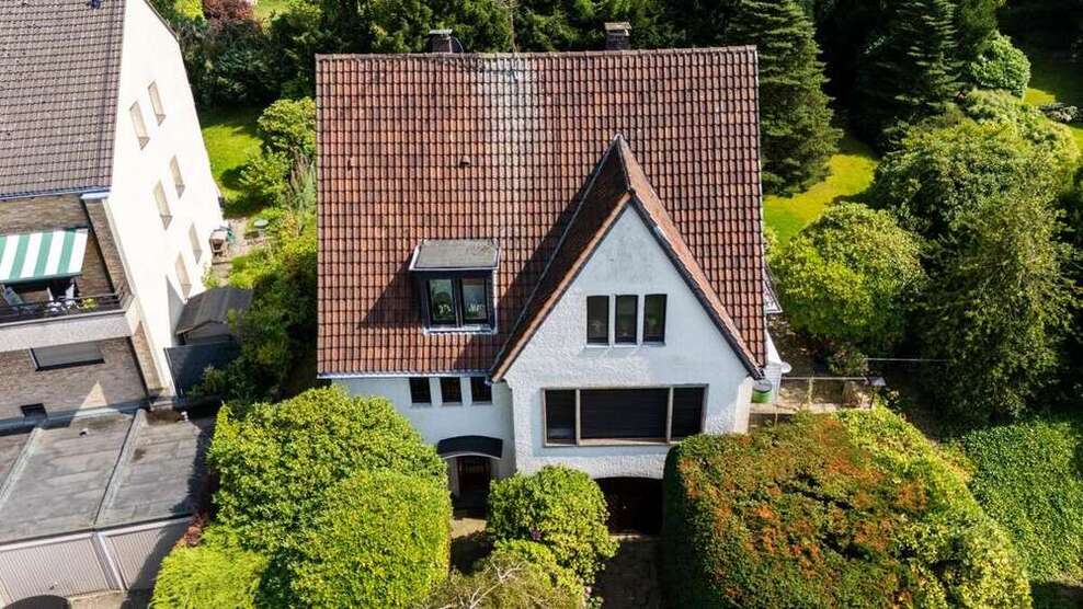 Haus zum Kaufen in Essen Bredeney 1.249.000 € 205 m²