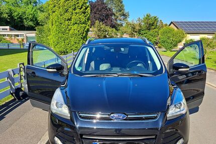 Ford Kuga 149.500 km 10.500 € Kamen 59174
