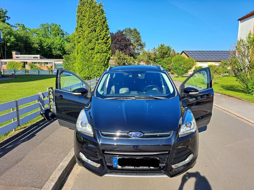 Ford Kuga 149.500 km 10.500 € Kamen 59174