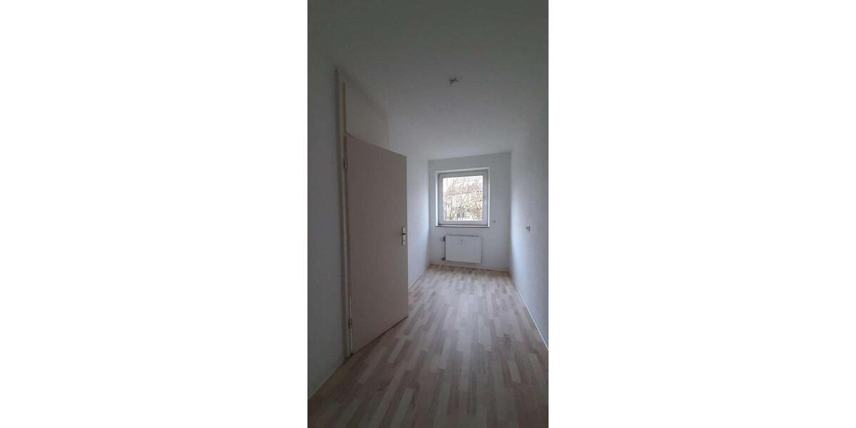 Erdgeschoßwohnung Witten Annen - 3 Zimmer, 77 m&sup2;, 414&euro; | Angebot:23990177