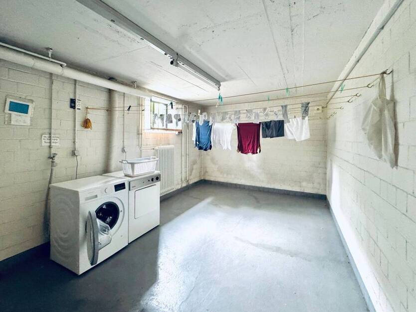 BESICHTIGUNGSSTOPP! Familien willkommen! Attraktive 4,5-Zimmer Wohnung mit Garage in Frohnhausen.