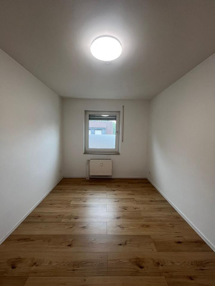 **RESERVIERTANFRAGENSTOP** Schöne 3-Zimmer Wohnung mit Balkon- Ideal für Paare! zimmer