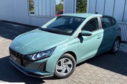 Hyundai i20 6.513 km 18.590 &euro; Hattingen 45525