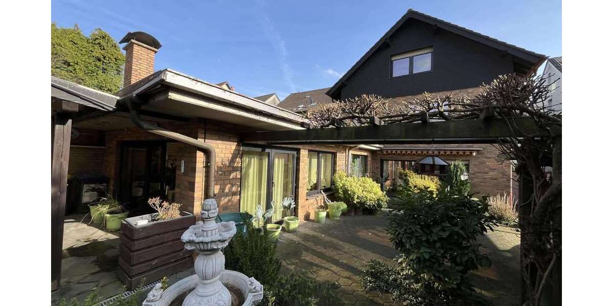 Einfamilienhaus Recklinghausen Berghausen - 15 Zimmer, 345 m&sup2;, 575.000&euro; | Angebot:25377432