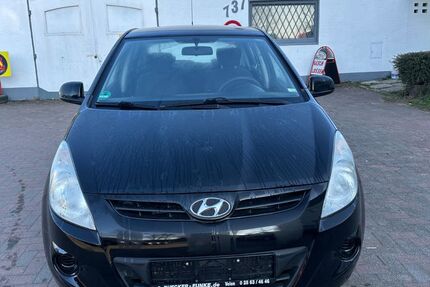 Hyundai i20 164.000 km 2.500 € recklinghausen 45665
