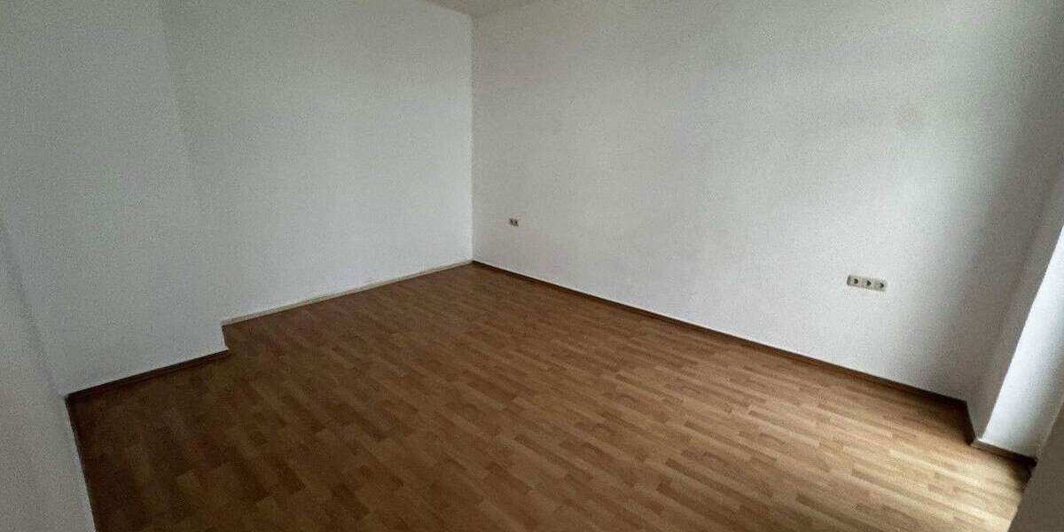 Saarlandstraßenviertel - Altbau - 2 Balkone - 106 qm 3 zimmer