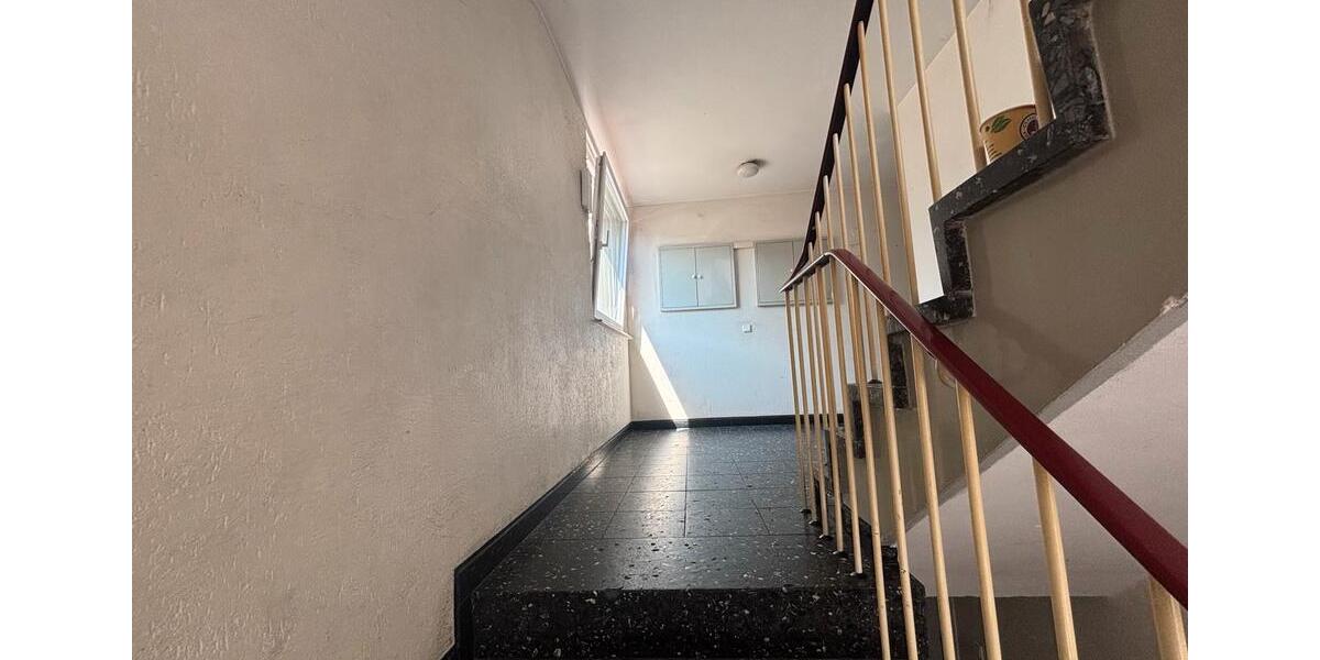 Dachgeschoßwohnung Essen Stadtbezirk VI - 2 Zimmer, 54 m&sup2;, 99.000&euro; | Angebot:27022660