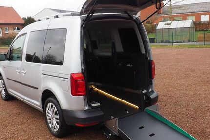 VW Caddy 65.295 km 28.990 &euro; Südkirchen 59394