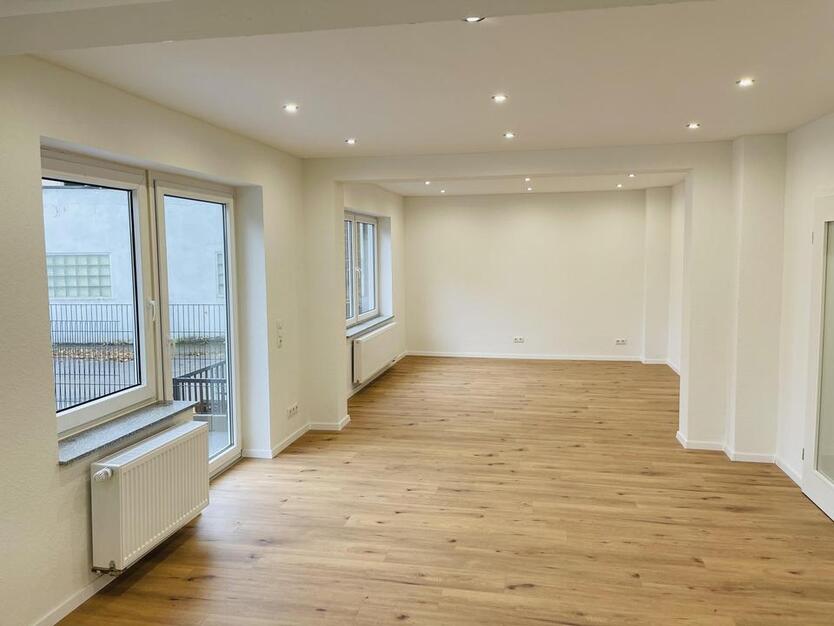 +++Erstbezug nach Sanierung+++ 4-Zi. Erdgeschosswohnung inkl. Terrasse zimmer