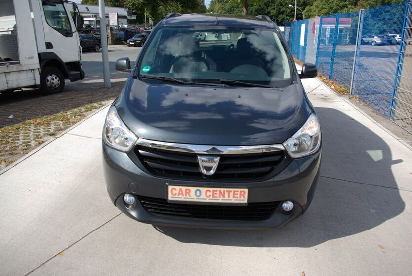 Dacia Lodgy 117.000 km 7.880 € Bottrop 46242