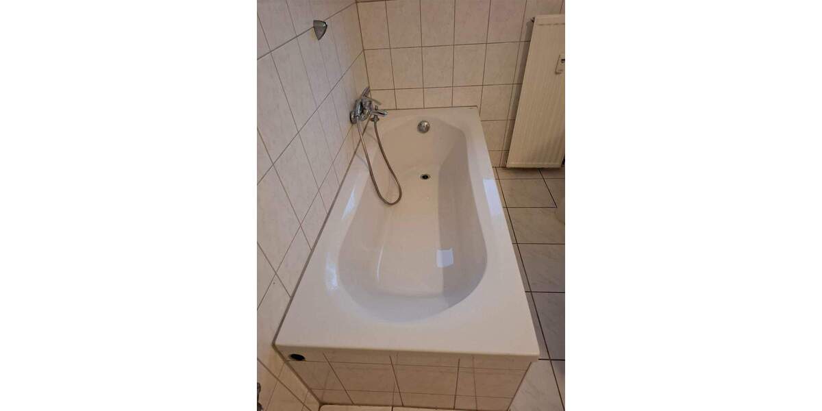 DG Wohnung sucht nette Miter 1 zimmer