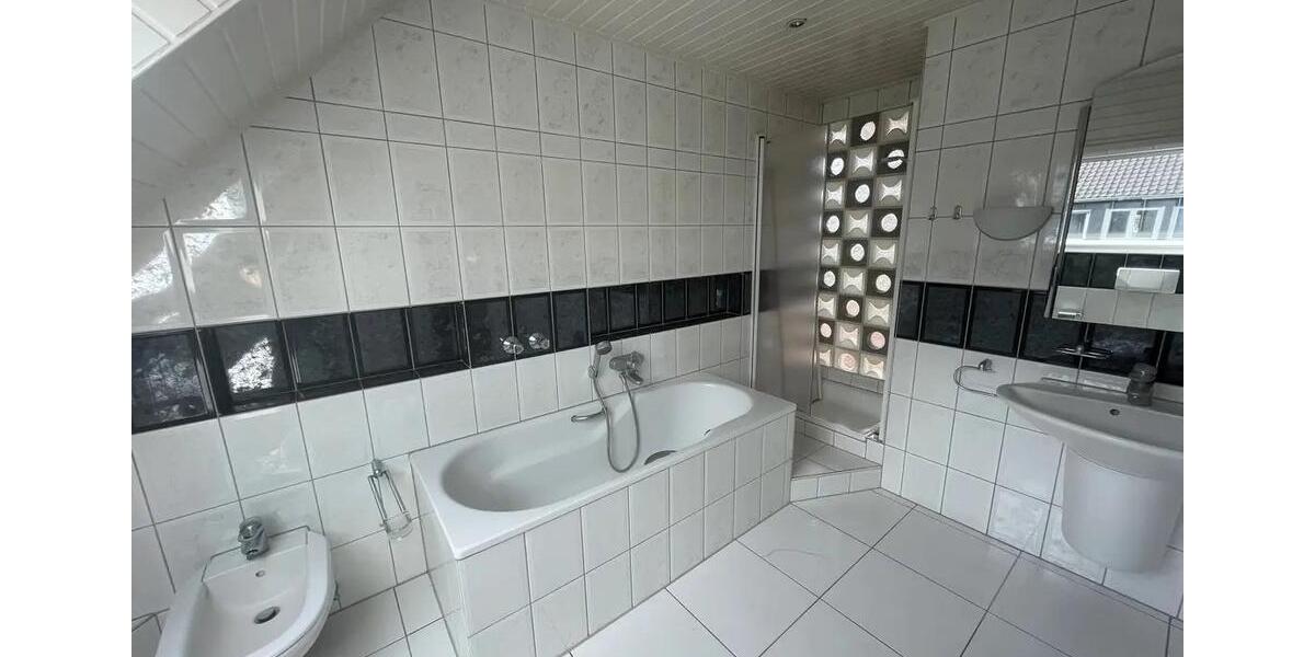 Einfamilienhaus Dortmund Eving - 5 Zimmer, 142 m&sup2;, 460.000&euro; | Angebot:26727957