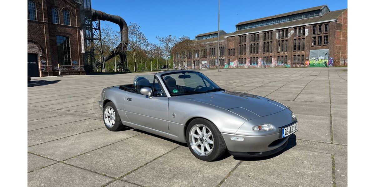 Mazda MX-5 151.000 km 11.290 &euro; Dortmund 44143