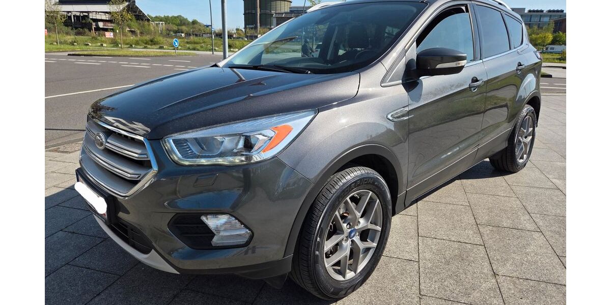 Ford Kuga 105.747 km 11.790 &euro; Dortmund 44263