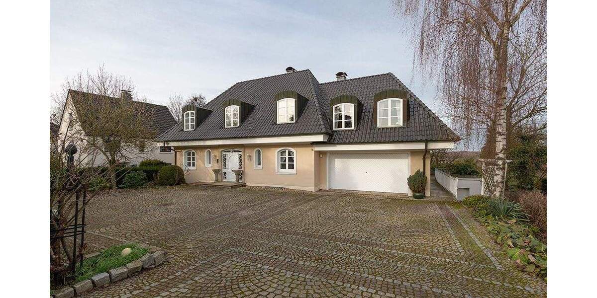 Etagenwohnung Herdecke - 4 Zimmer, 175 m&sup2;, 3.000&euro; | Angebot:25360530