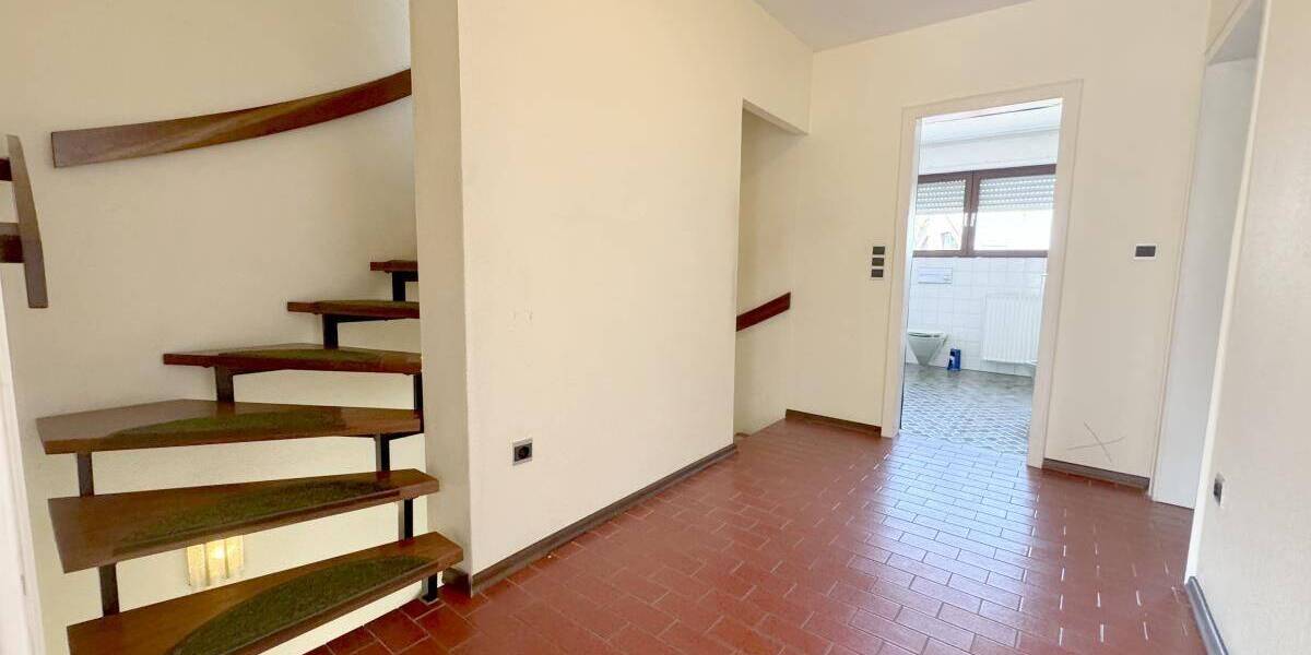 Reihenmittelhaus Oberhausen Alsfeld - 5 Zimmer, 166 m&sup2;, 389.000&euro; | Angebot:26817032