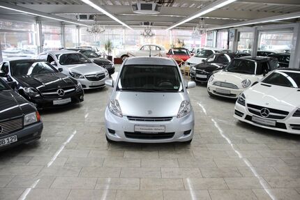 Daihatsu Sirion 160.000 km 2.490 &euro; Essen 45356