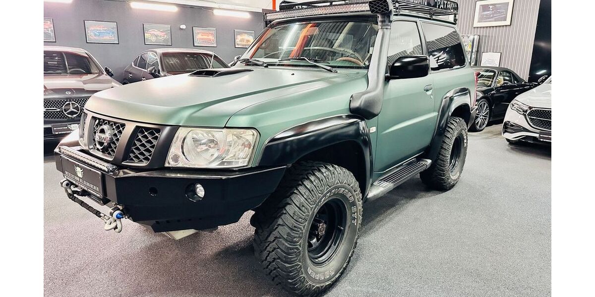 Nissan Patrol 163.000 km 26.890 € Gelsenkirchen 45879