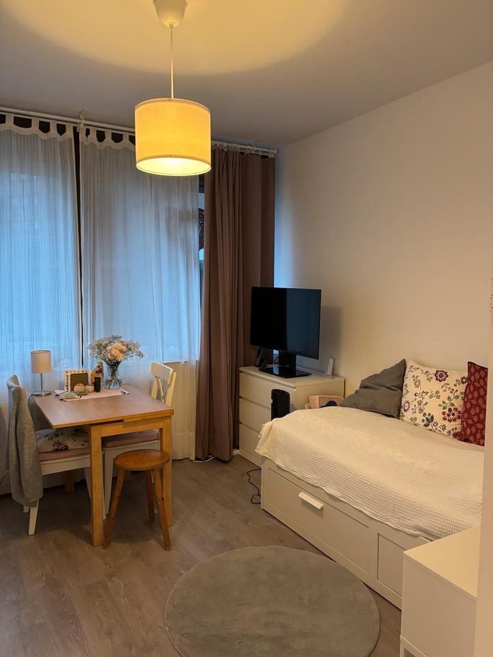 Helle 1,5-Zimmer Wohnung im 2. OG in Dortmund Innenstadt zimmer
