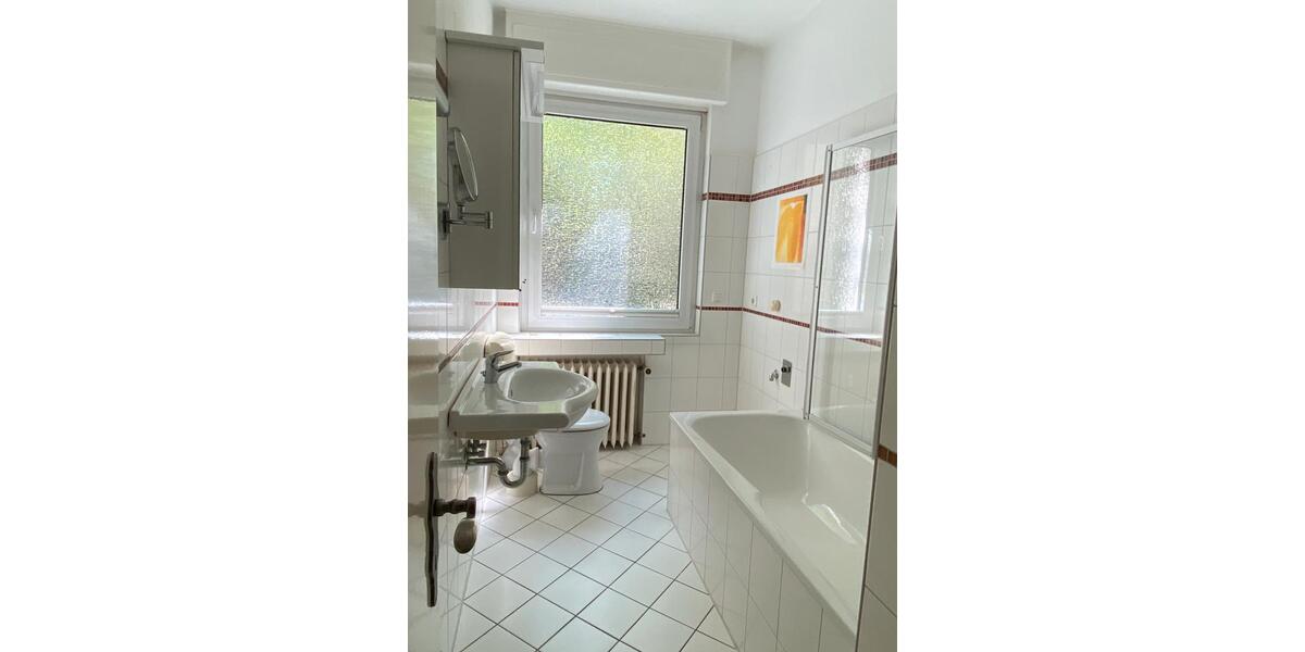 Erdgeschoßwohnung Essen Huttrop - 3 Zimmer, 87 m&sup2;, 325.000&euro; | Angebot:26357751