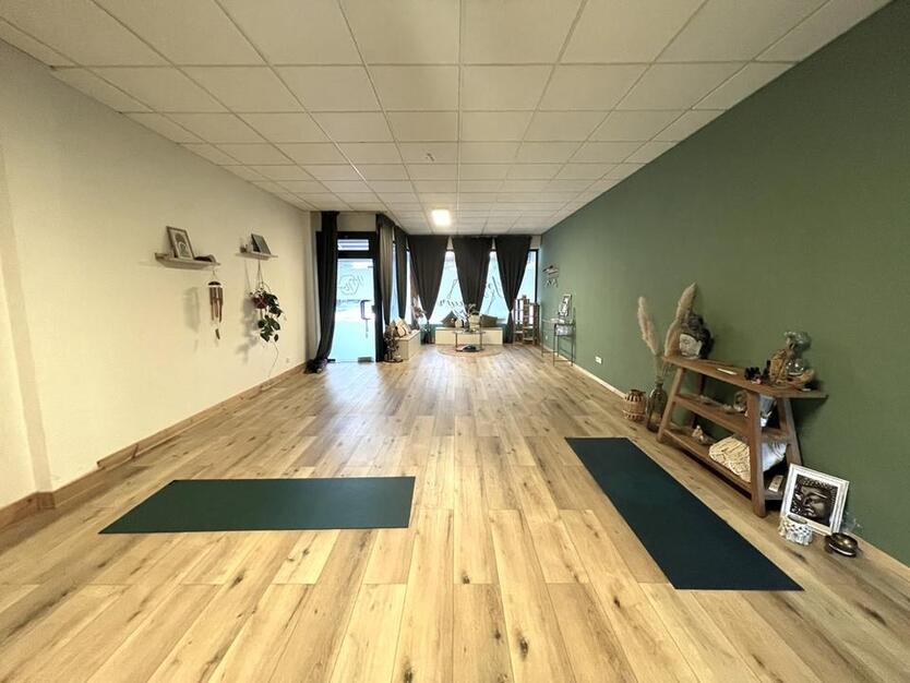 Mitten im Ortskern, mitten im Erfolg | Barrierefreie Gewerbeeinheit in Bottrop-Kirchhellen ca. 72 m²