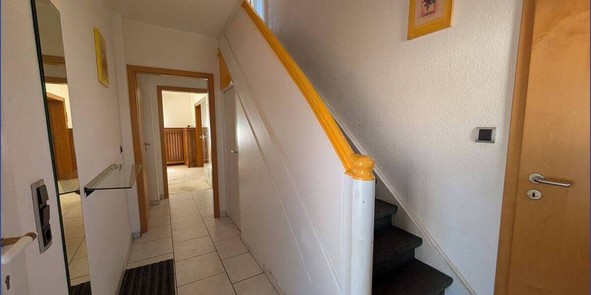 Mehrfamilienhaus, Wohnhaus Hattingen / Baak Winz-Baak - 8 Zimmer, 213 m&sup2;, 449.000&euro; | Angebot:26917527