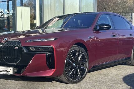 BMW i7 1.247 km 127.830 &euro; Mülheim 45472